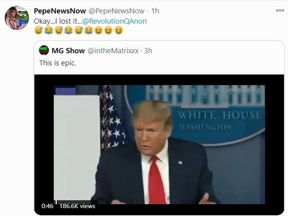 我们人民很好的代表|圣诞老人冲浪(海滩广播)