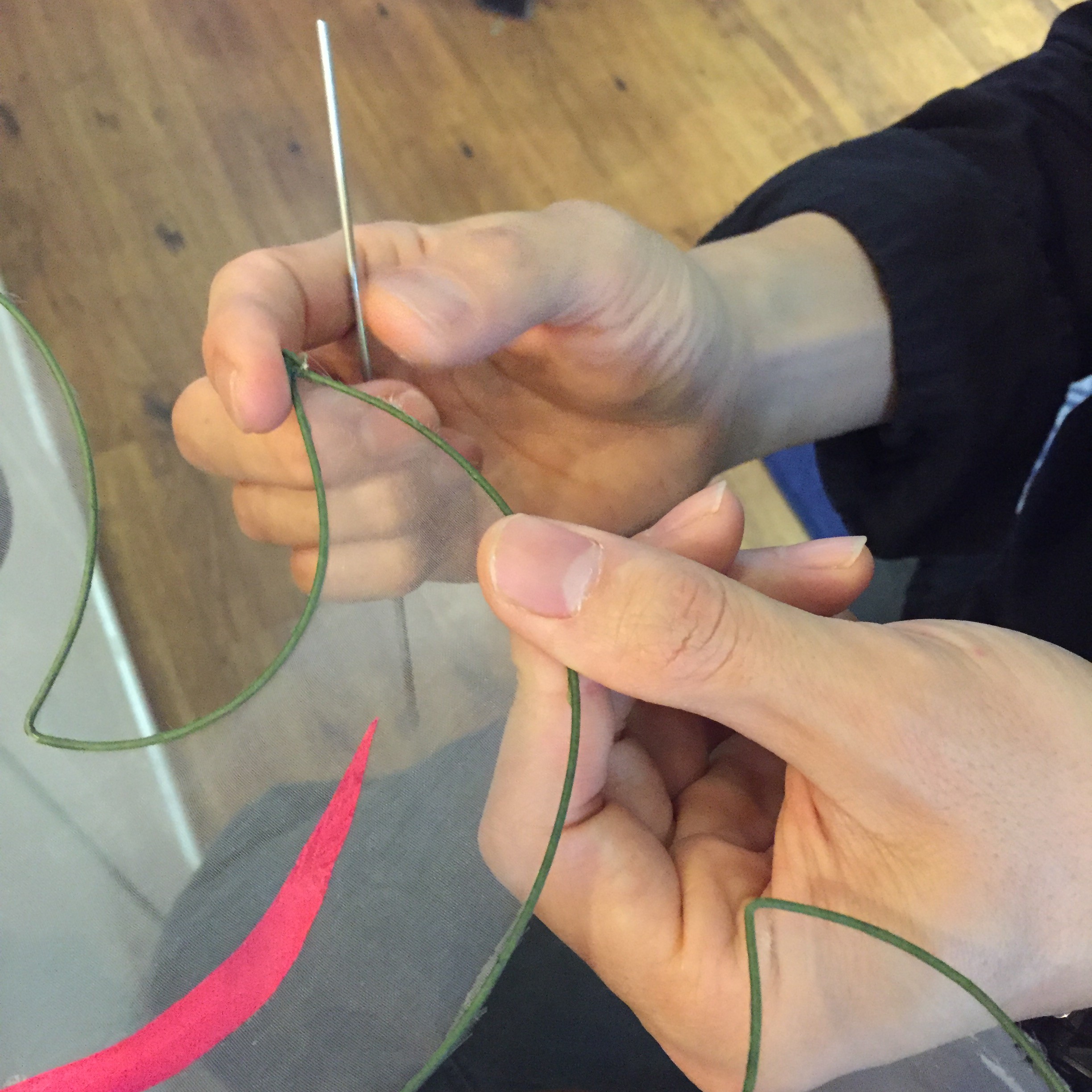 金属製 魚型置物 大型金属魚型懸垂式ろうそくランタン 金属製 魚型置物 大型金属魚型懸垂式ろうそくランタン 魚のランタン