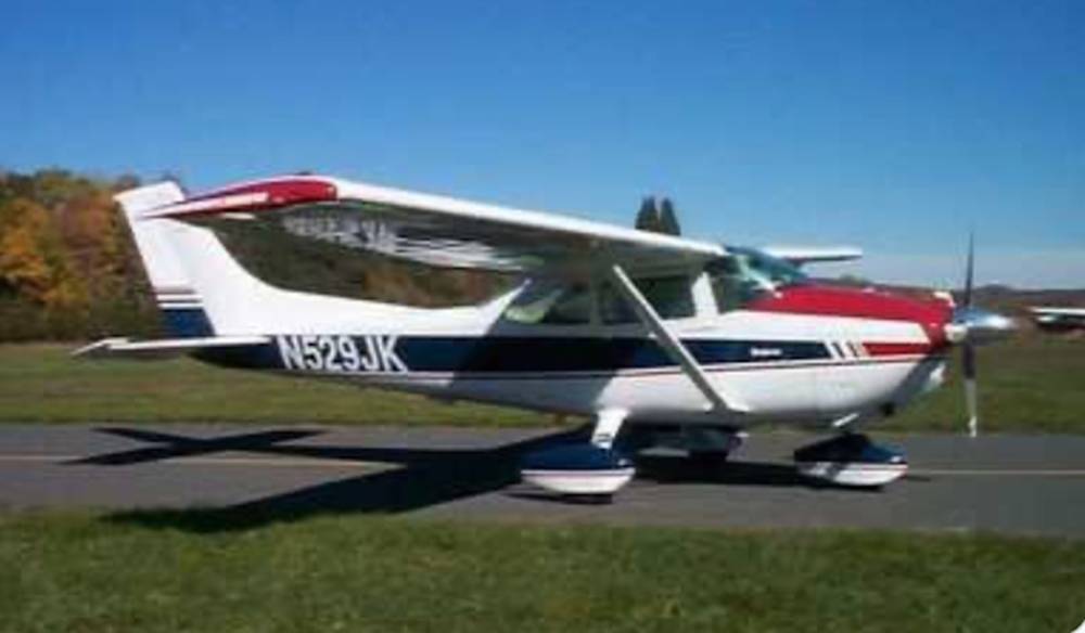 罗伯特大卫斯蒂尔在小肯尼迪,林伍德在 EBS 和 twitter|Kat