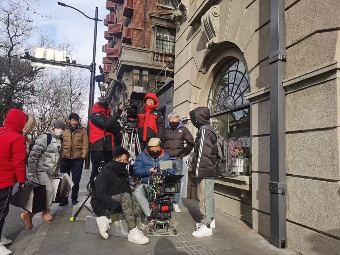 电视剧《南风知我意》剧组职员合影