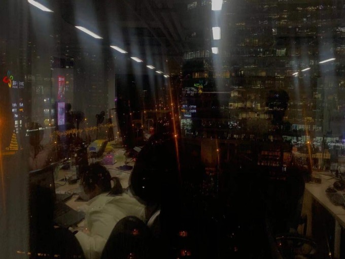 王创学长随拍的望京soho办公地外景